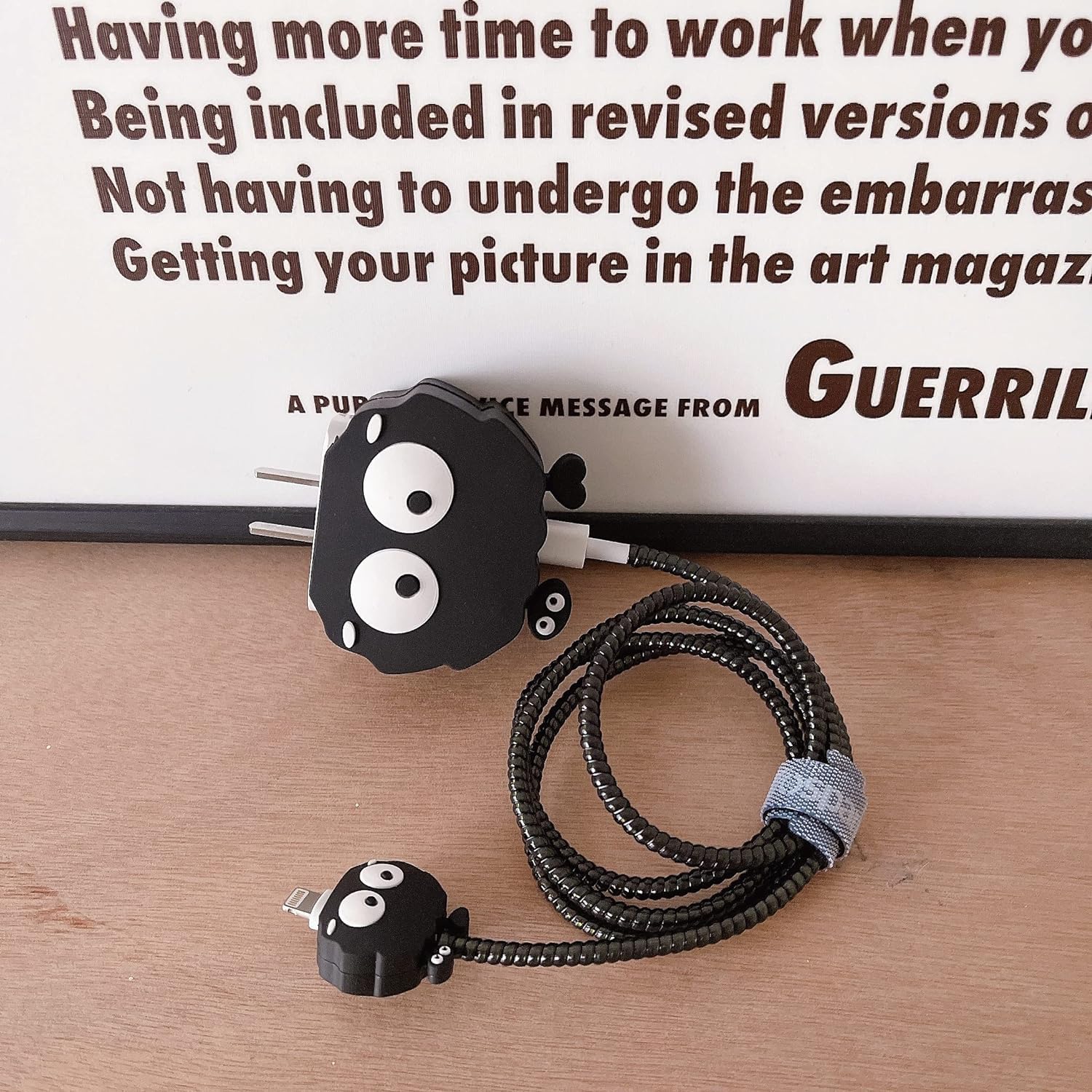 Iphone Charger Case Cover - Black Coalball - 4 Piece Set (With Wire Protector)