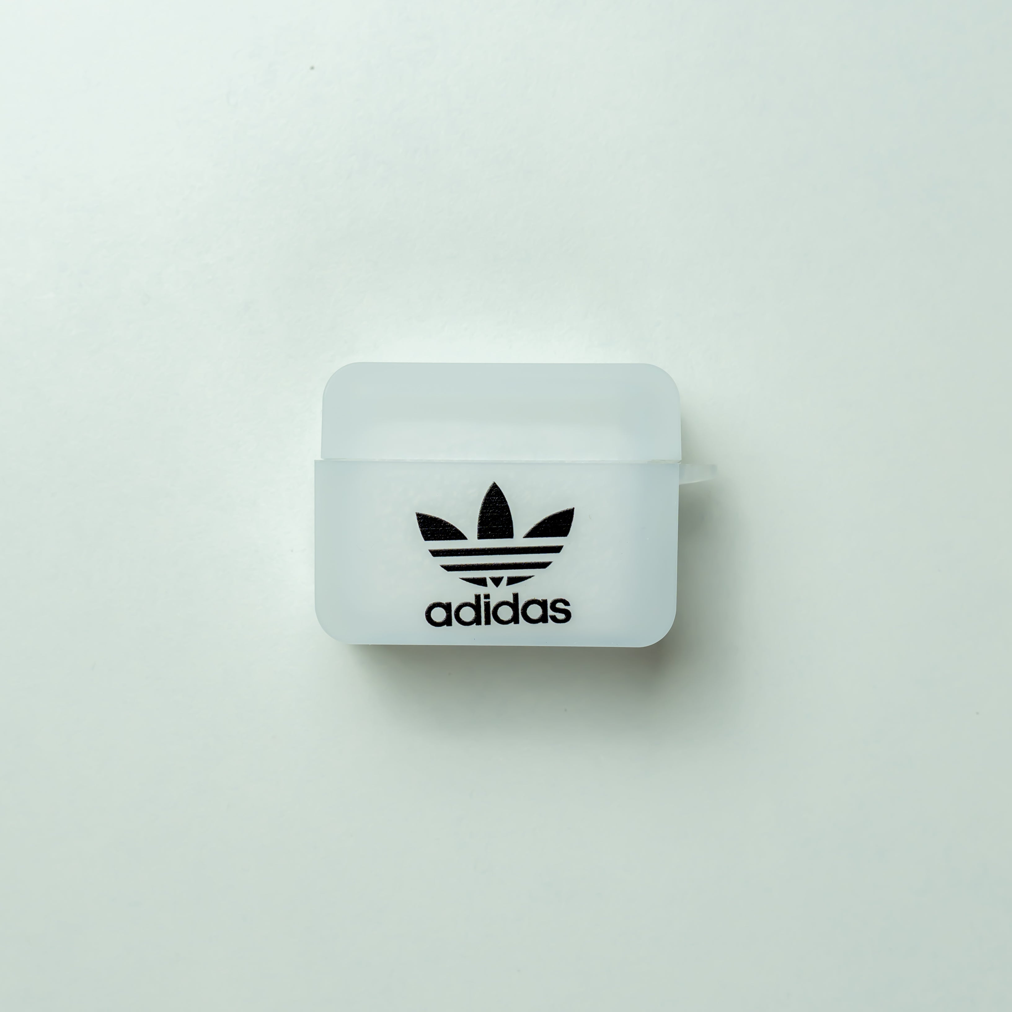 Airpods Pro 2 Case - Eggshell Protective Cover with Clip