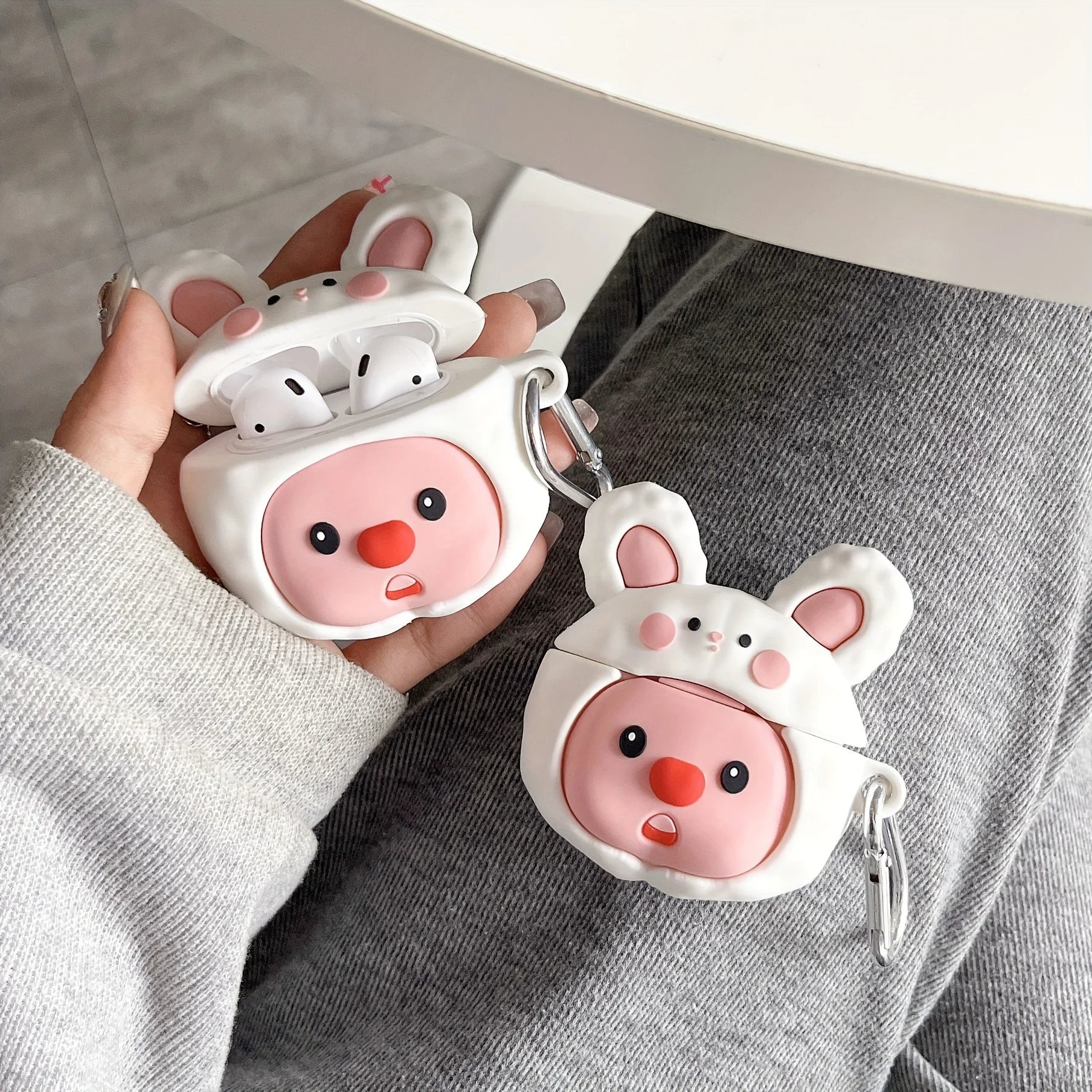 Rabbit Loopy -  Airpods Cover for Apple AirPods - Premium Silicone Case
