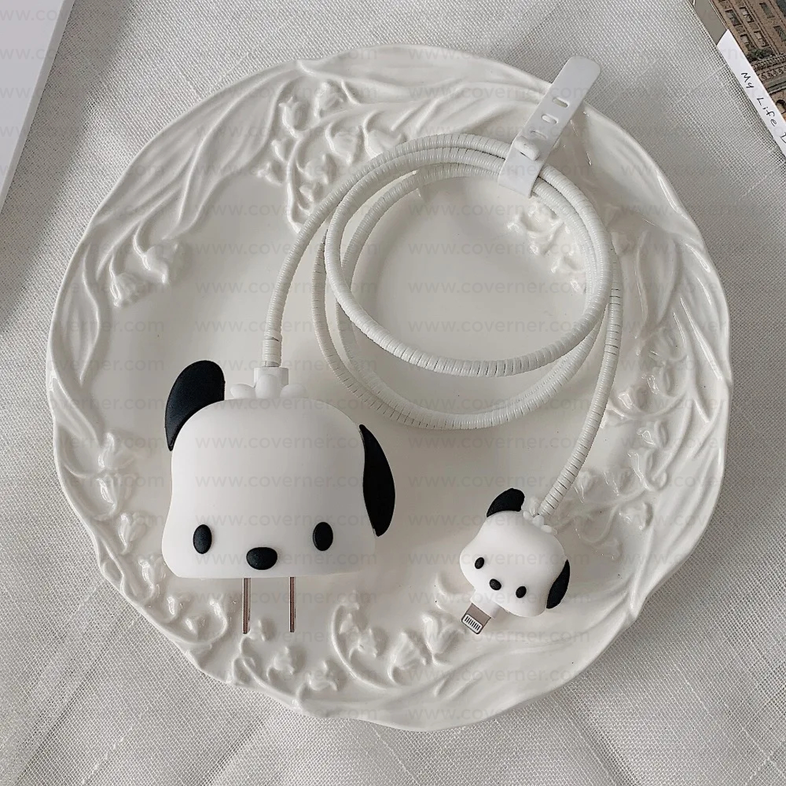 Iphone Charger Case Cover - Sweet Puppy - 4 Piece Set (With Wire Protector)