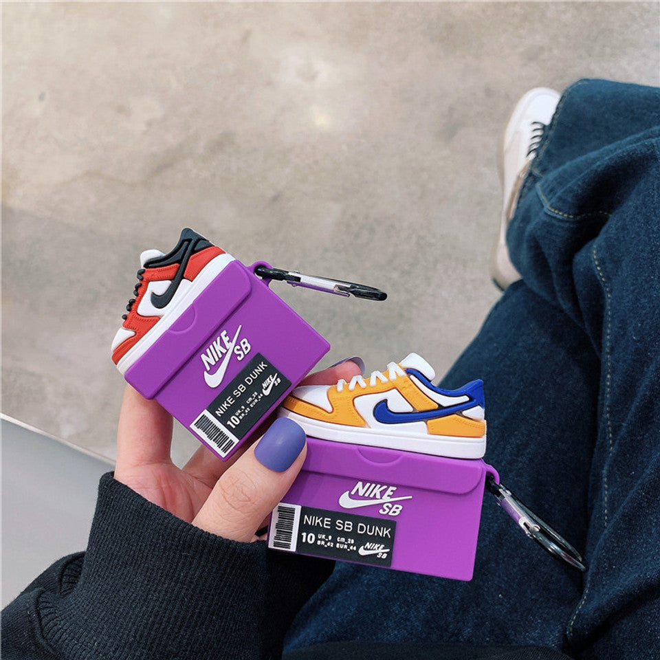Dunk Low - Sneaker AirPods Case